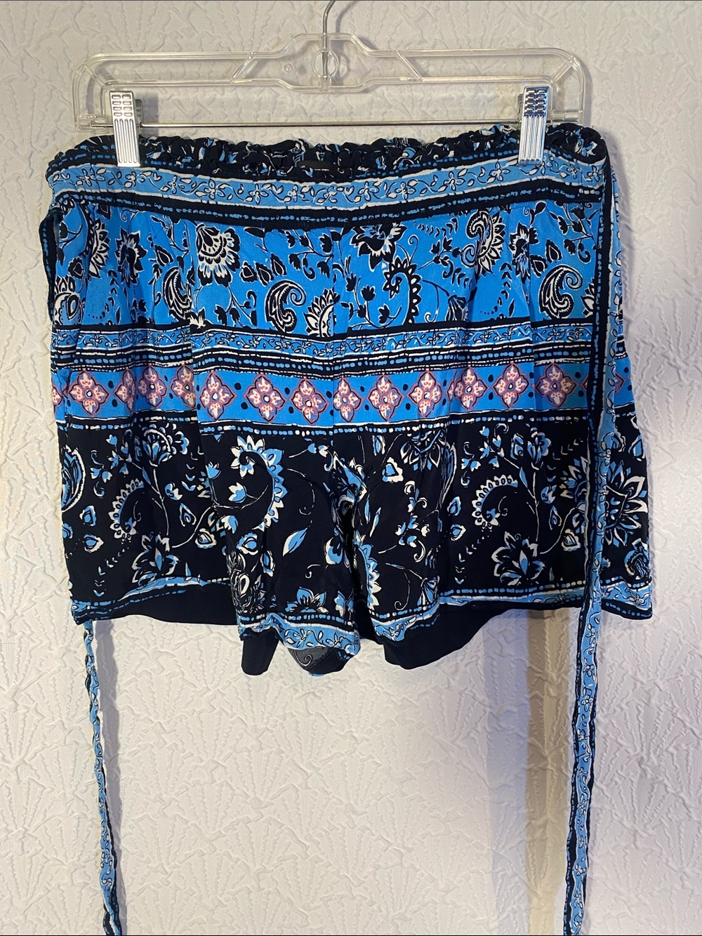 LOFT Blue Paisley Tie-Detail Shorts